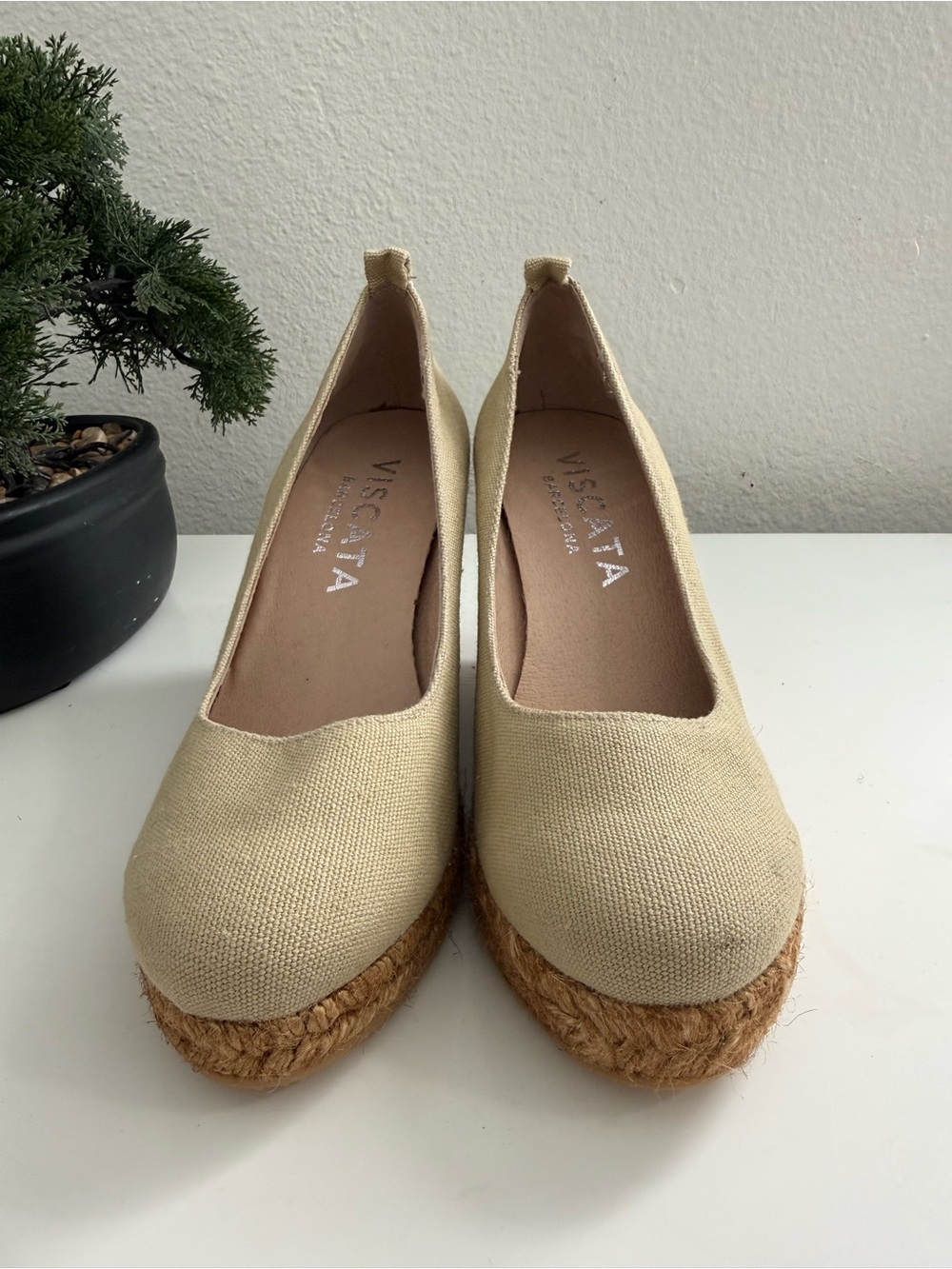 Viscata women size 7 Everyday Cream Espadrille Wedge — Women’s Slip-On Wedges - Picture 3 of 8